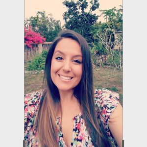 Meet your Posher, Ivory